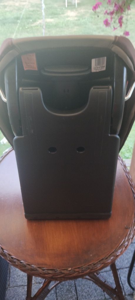 Fotelik dziecięcy Chicco 9-18 kg stan bardzo dobry