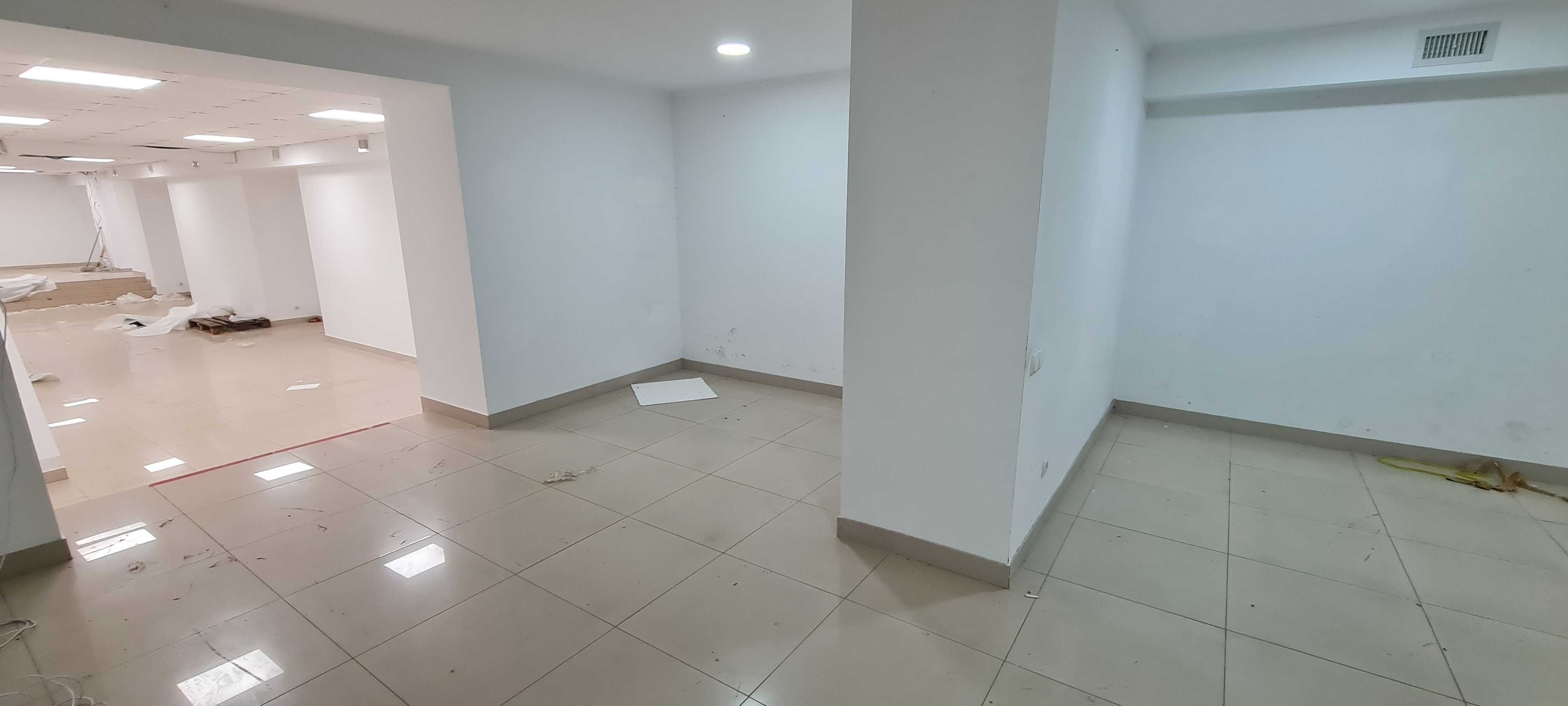 Продаж цокольного приміщення 416 кв.м, Соборна/Вадима Благовістного