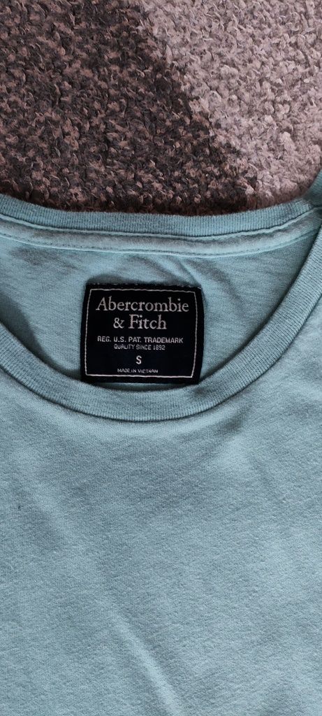 Abercrombie & Fitch bawełniana koszulka S