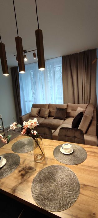 Kompetentni. Remonty i wykończenia, meble na wymiar, klimatyzacja.