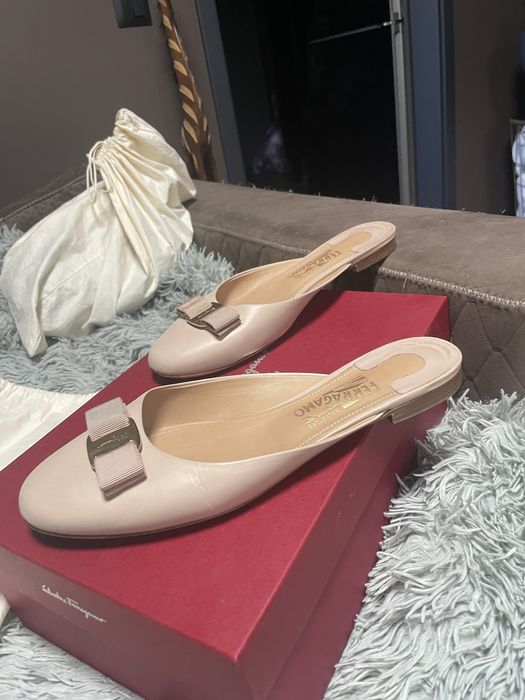 Salvatore Ferragamo мюлі
