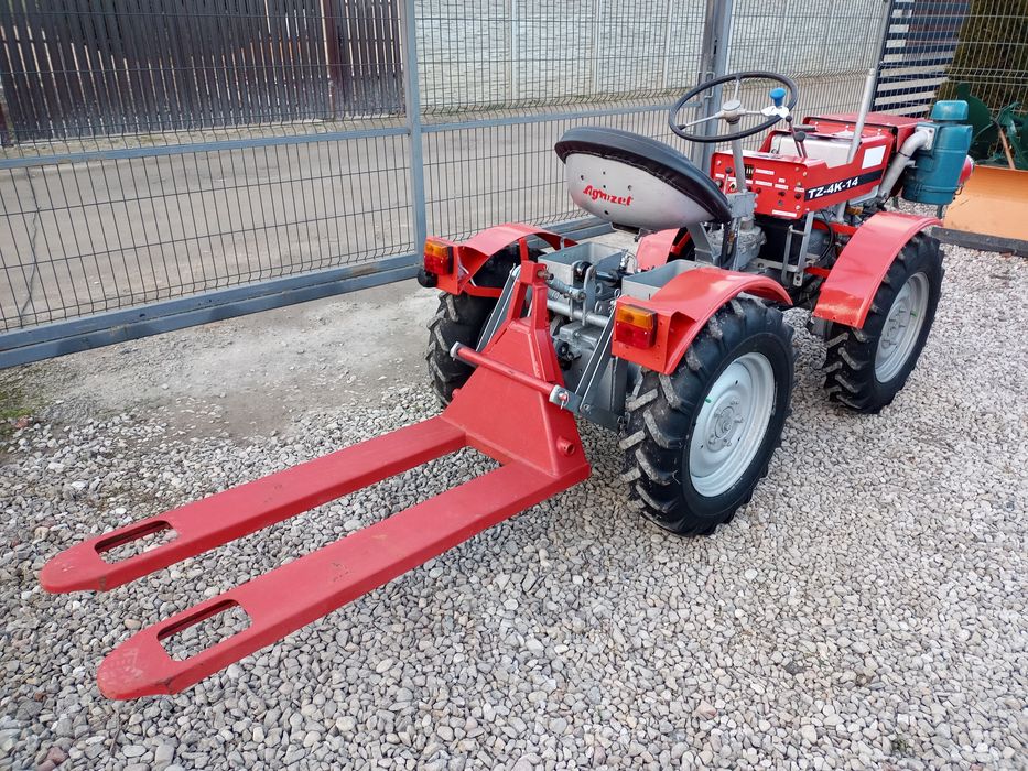 Traktorek Ogrodniczy TZ-4K-14 agrozet Ciągniczek 4X4 super tv521 BDB