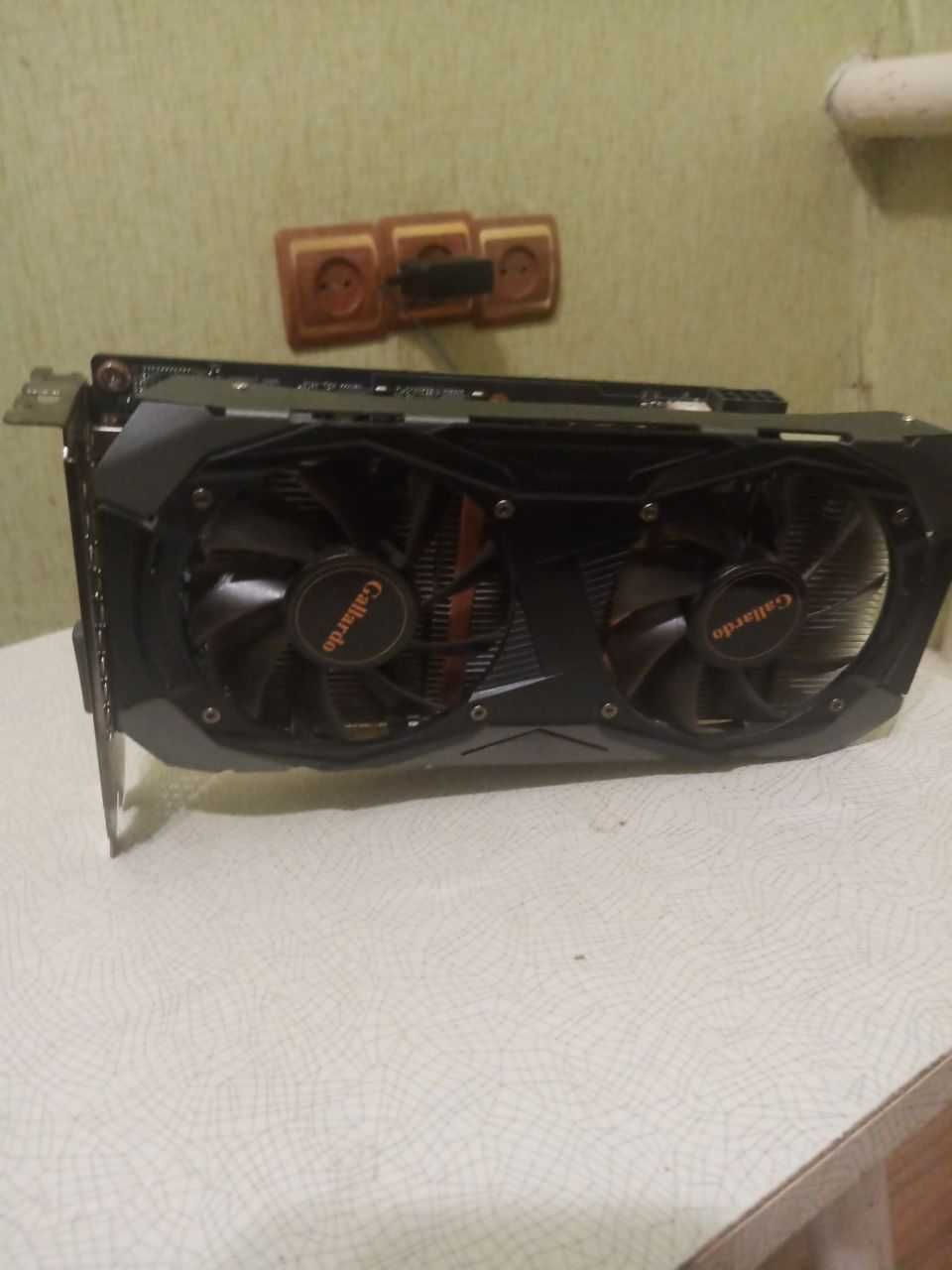 GeForce GTX 1660 Super Gallardo 6GB GDDR6 (192bit)