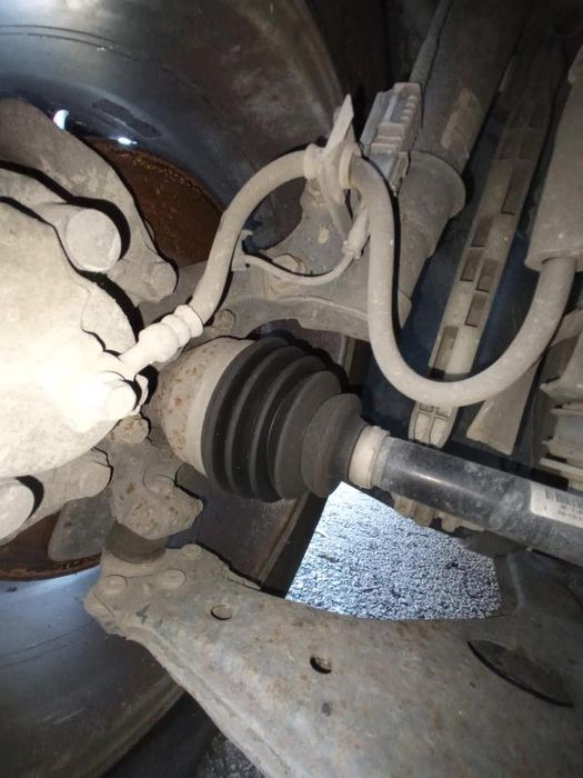 Manga de eixo frente direita OPEL Zafira B (A05)