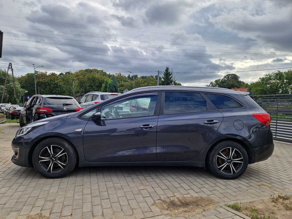 Kia cee'd benzyna turbo !otarty bok