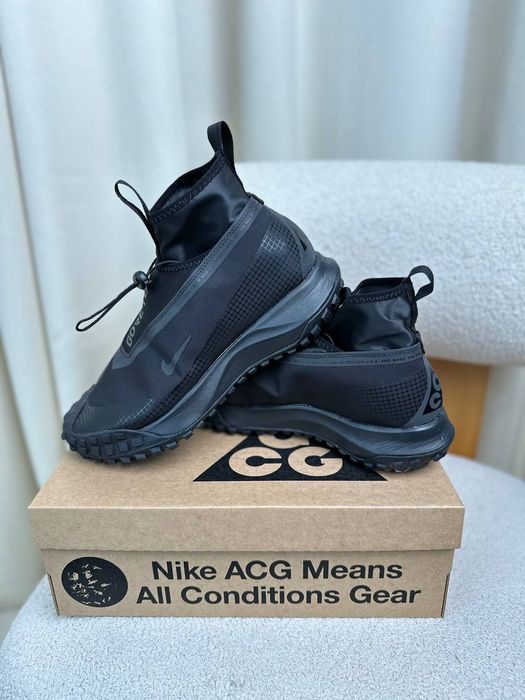 3 кольори Nike ACG Mountain Fly Gore-Tex