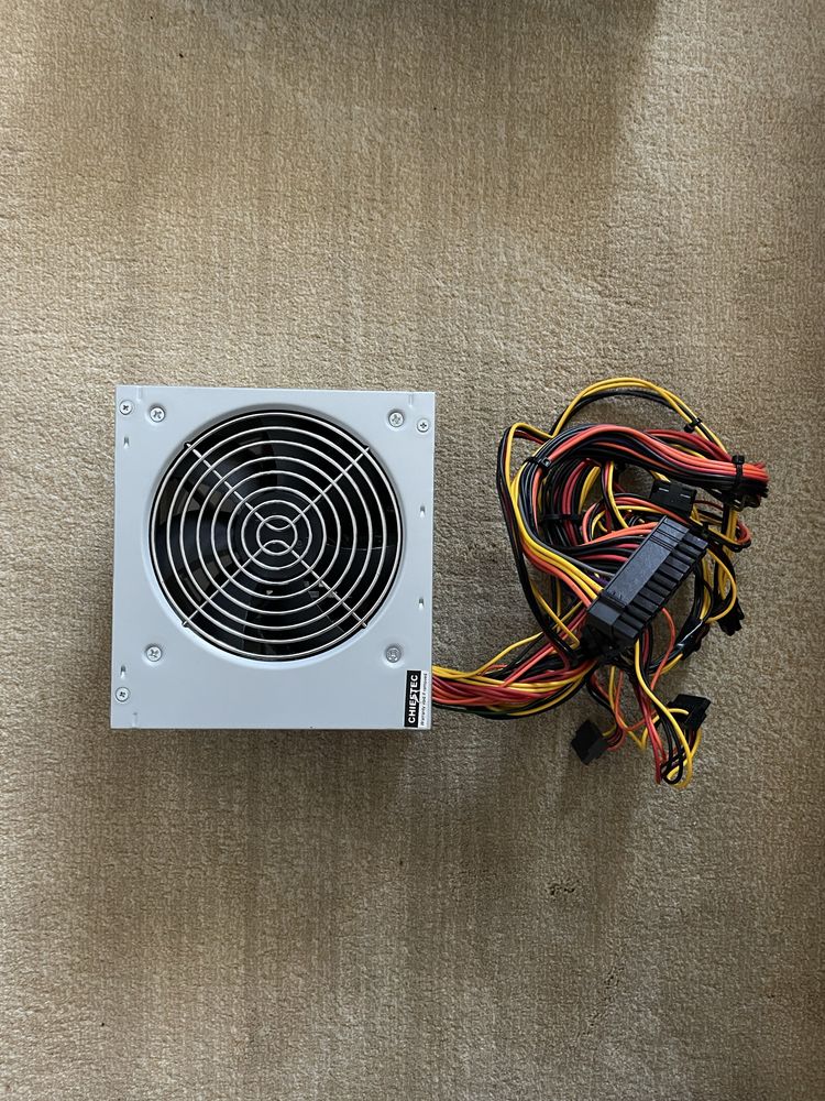 Блок питания Chieftec 500w