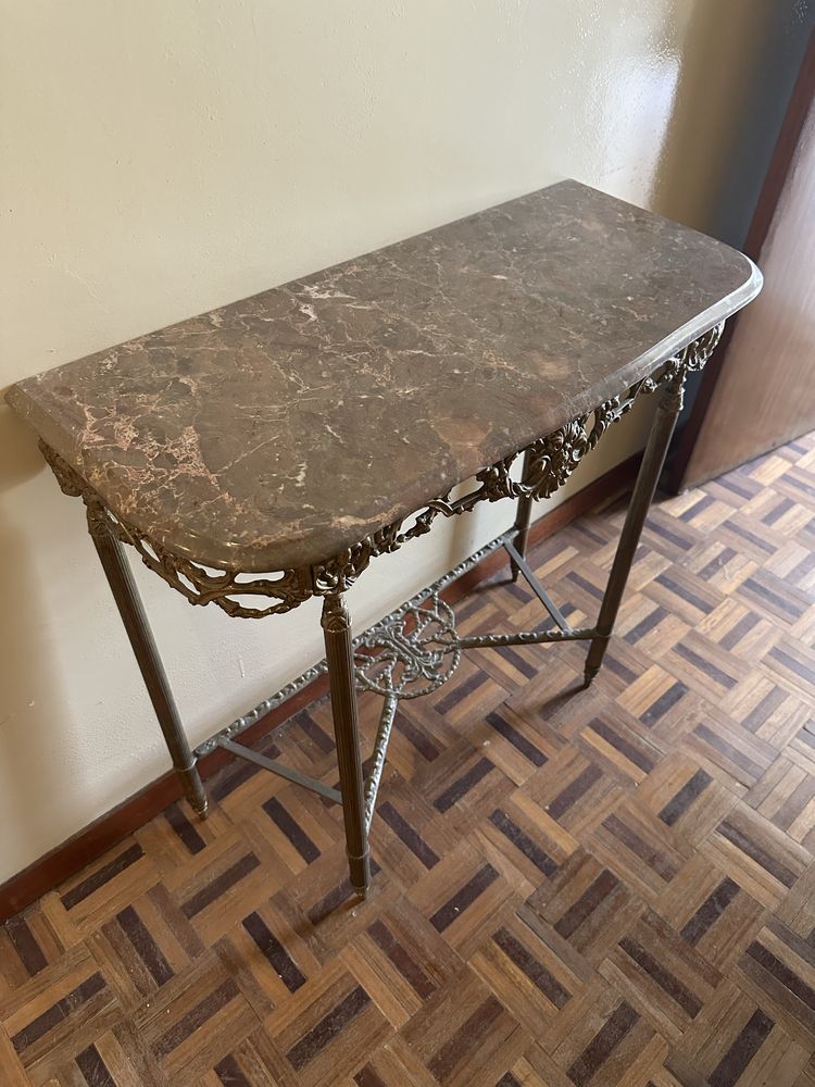 Mesa de entrada antiga