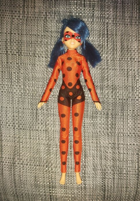 Lalka biedronka kolekcjonerska typu barbie