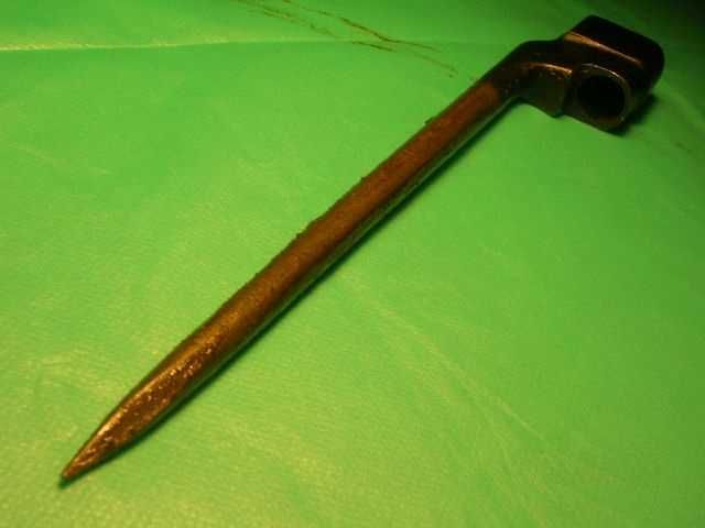 Bagnet angielski z żabką