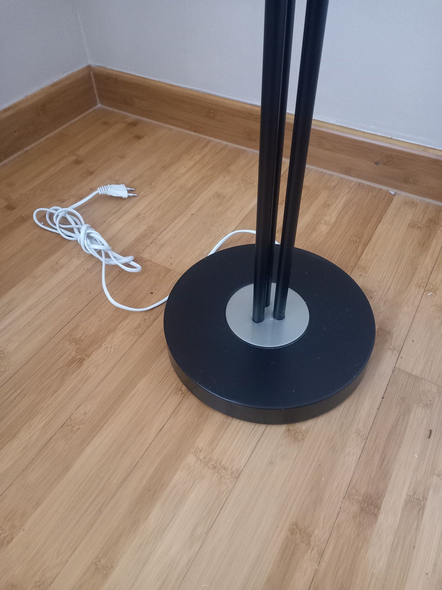 Sprzedam lampę Ikea