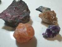 Mineraly kamienie kolekcjonerskie hobby.
