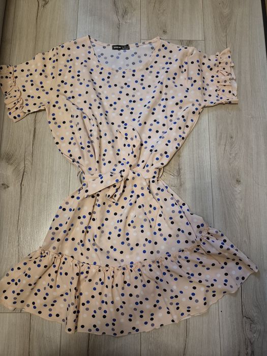 Sukienka w kropki