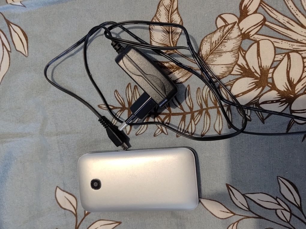 Telefon Alcatel używany