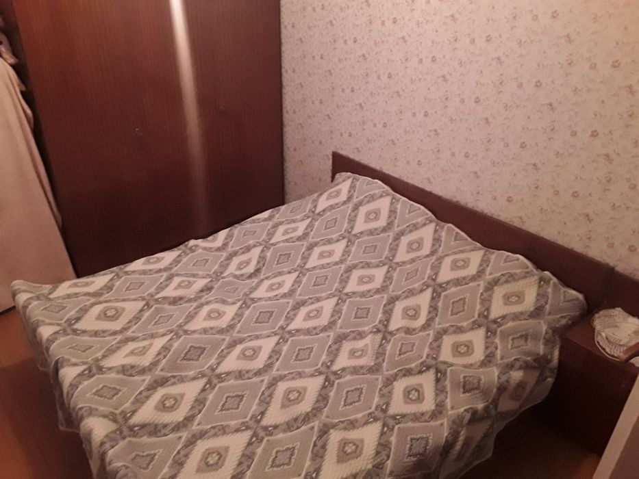 2 кімн Металл оайон 1 поверх , з меблями і технікою