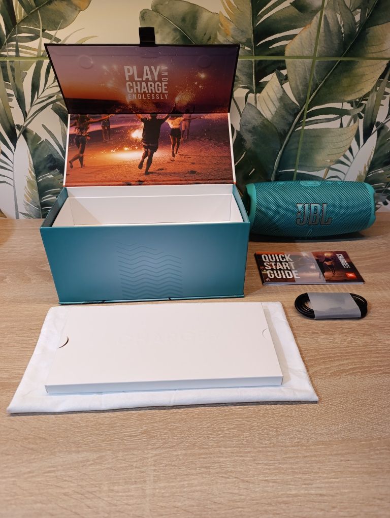 Nowy Głośnik JBL Charge 5  do 20h grania / 40 WAT Rea *  Wodoodporny !