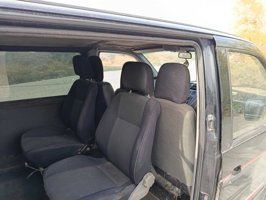 Mercedes Vito легковий пасажирський 8 місць