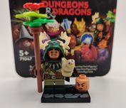 LEGO figurka dungeons and dragons coldnd druid z ptakiem - kolekcjaa