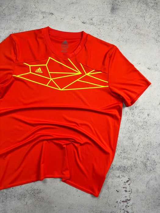 Футболка Adidas оригинал Размер XL