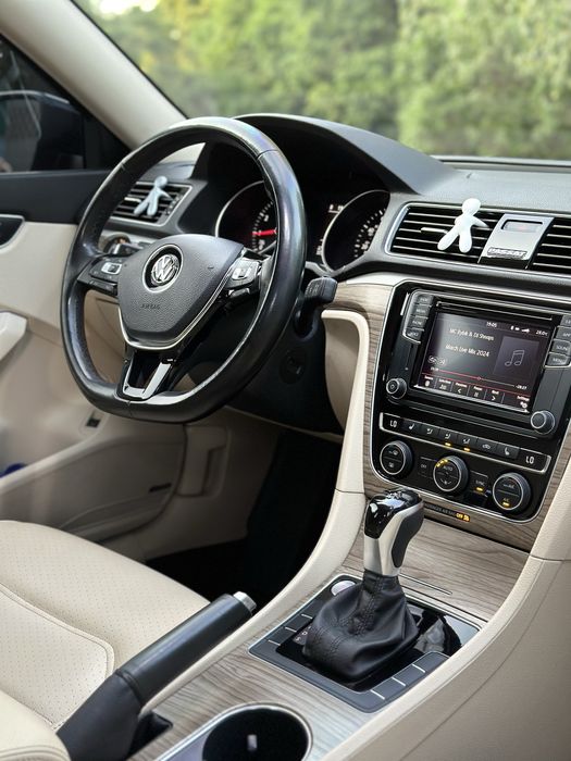 Passat B8 nms 18 год 30т пробег