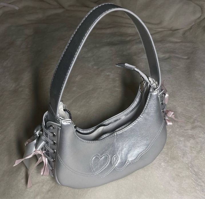 Сумка/сумочка через плече, серебриста