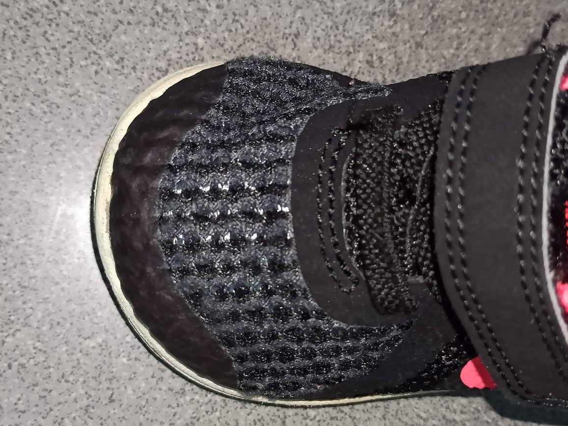 Sapatilhas Nike revolution 4 n° 18,5 como novas