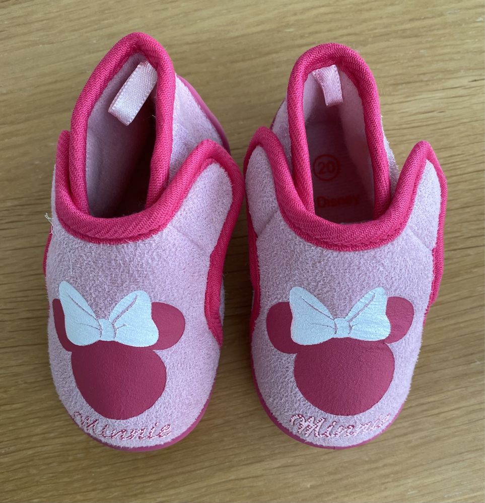 Sapatinhos Minnie pantufas de menina 20