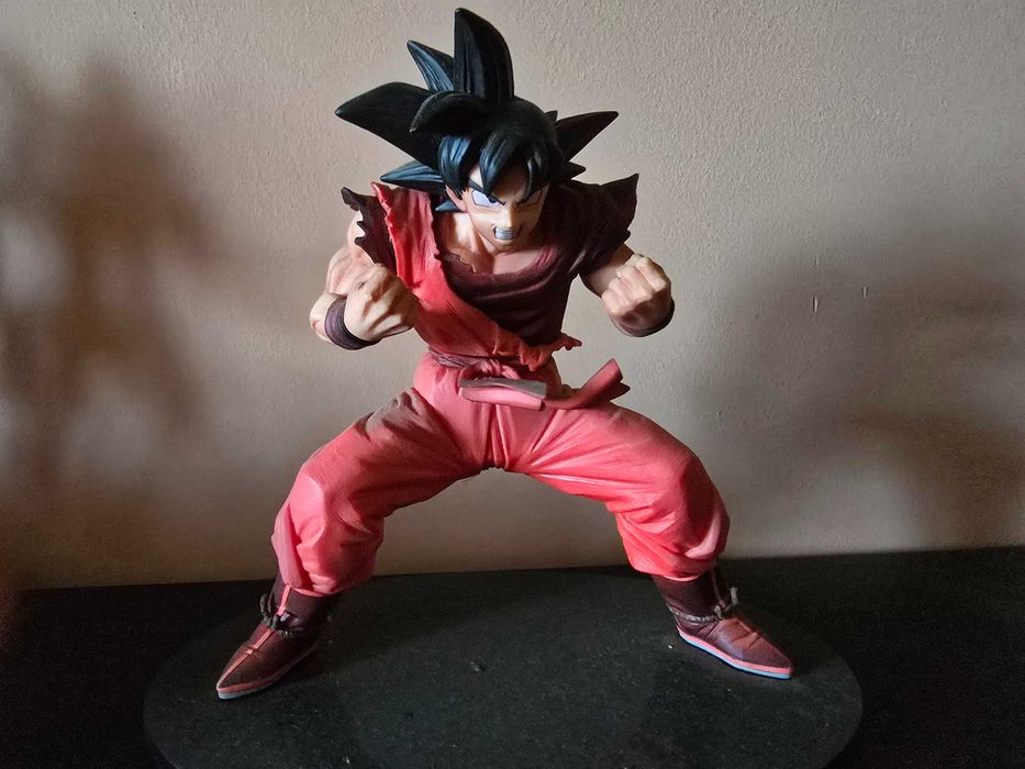 Statuetka Goku kaioken  Dragon Ball