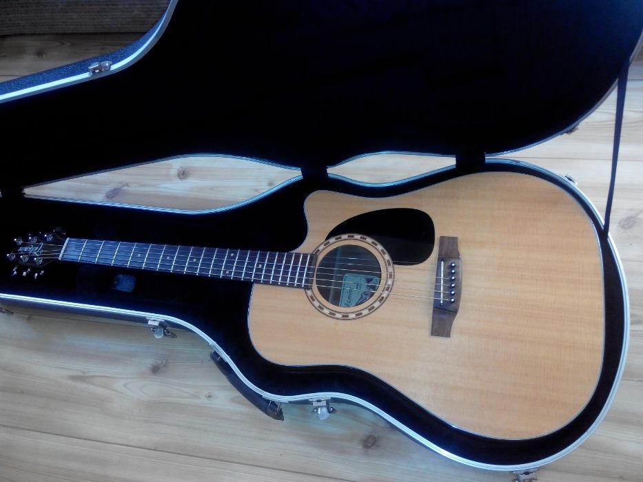 Гитара акустическая Takamine EF340SC Japan