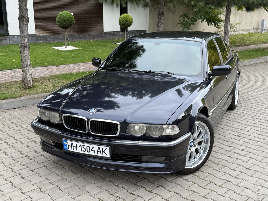 BMW 735i Steptronic 3.5 бензин/газ 2000 г