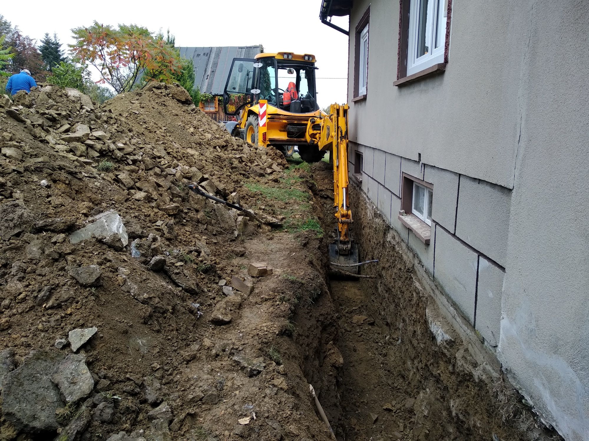 Usługi koparko ładowarka JCB koparka roboty ziemne karczowanie działek