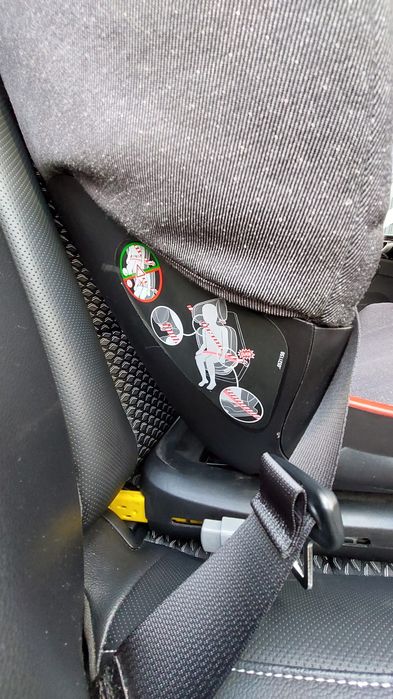 Cadeira Auto bebeconfort Rodifix AirProtect