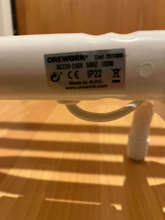 Toalheiro elétrico 100W OREWORK