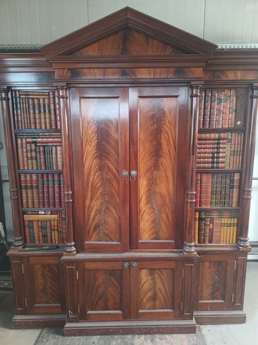 Sprzedam szafę drewniana