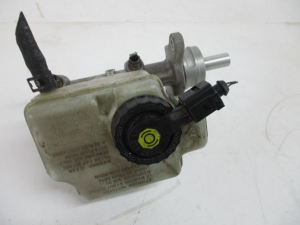 Bomba central dos travões AUDI A3 (8P1)