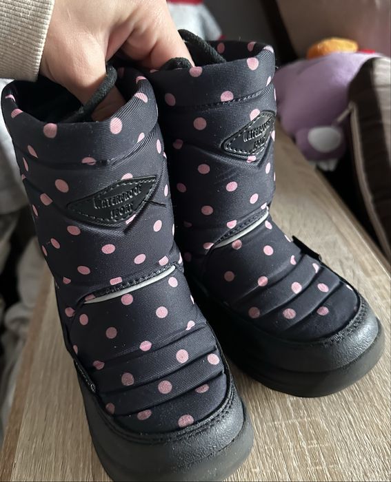 Ботинки зимние на девочку 26 размера