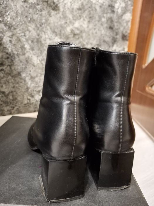 Осінні жіночі чобітки