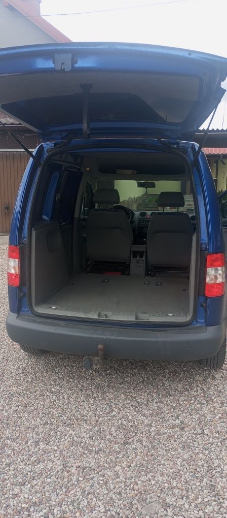 Samochód. WV Caddy Life