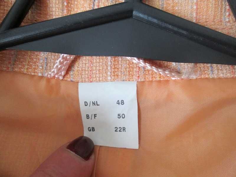 Żakiet w prążki roz.50
