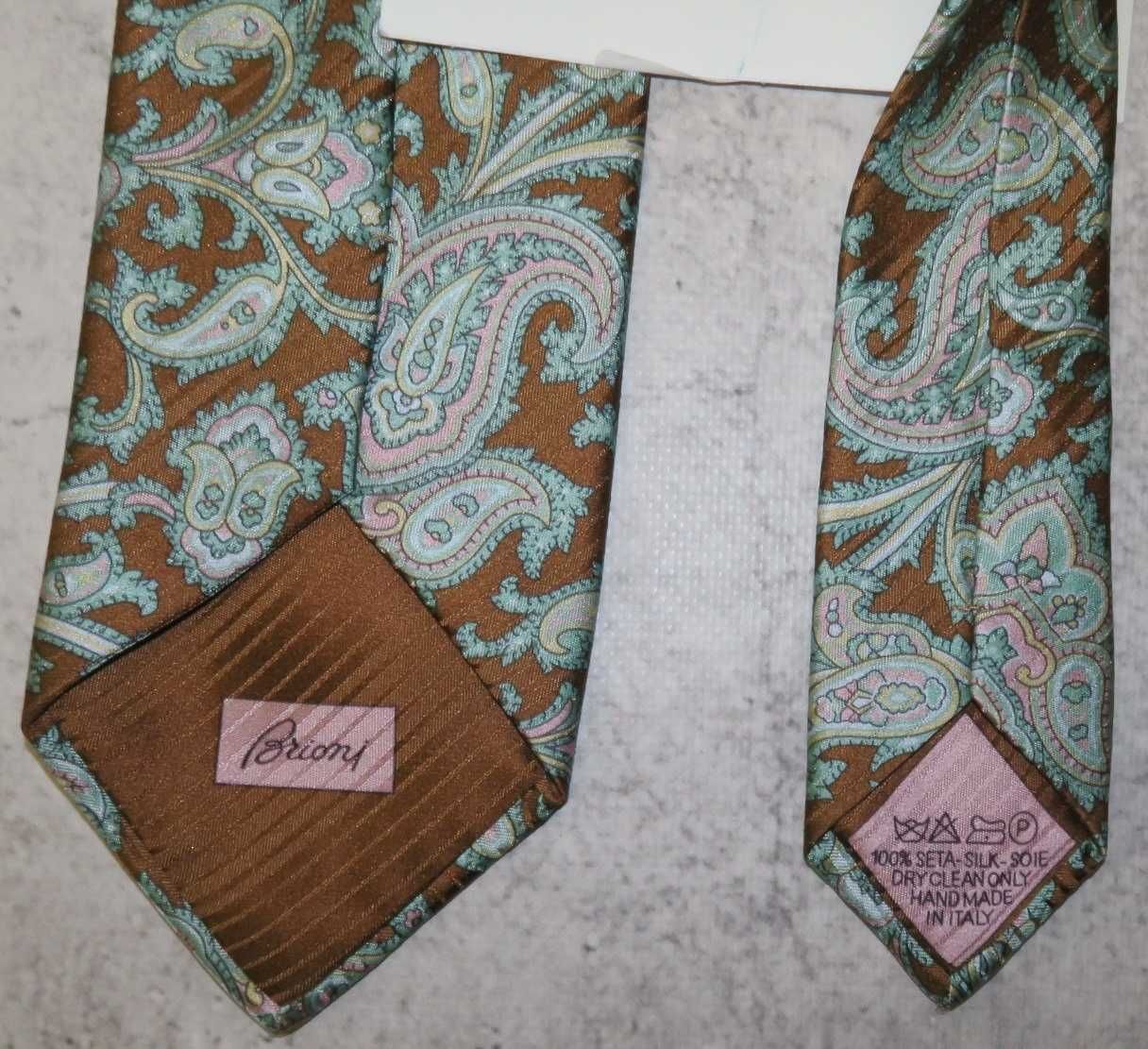 Brioni krawat jedwabny w ornamentne wzory