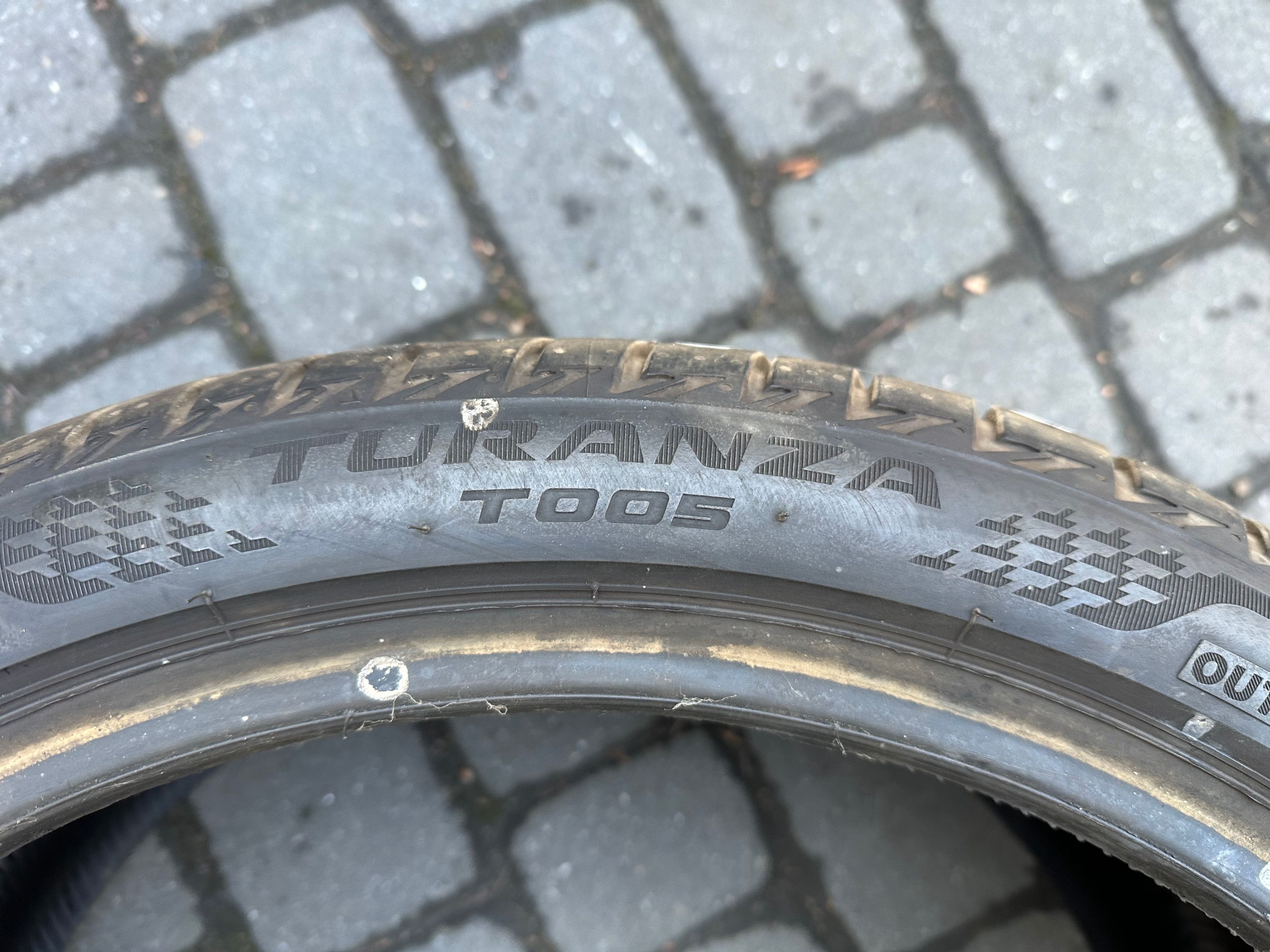 Opona Bridgestone Turanza T005 - 255/35/19