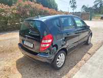 Vendo Mercedes A150 em bom estado geral