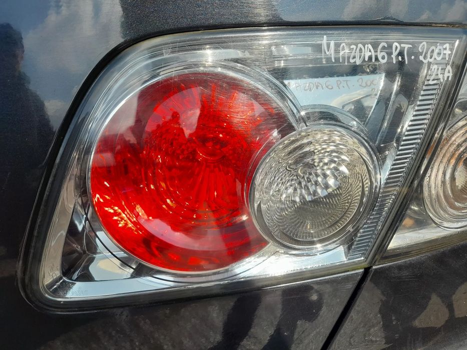 MAZDA 6 LIFT LAMPA PRAWY TYŁ PRAWA TYLNA KLAPA W KLAPĘ Z KLAPY SEDAN