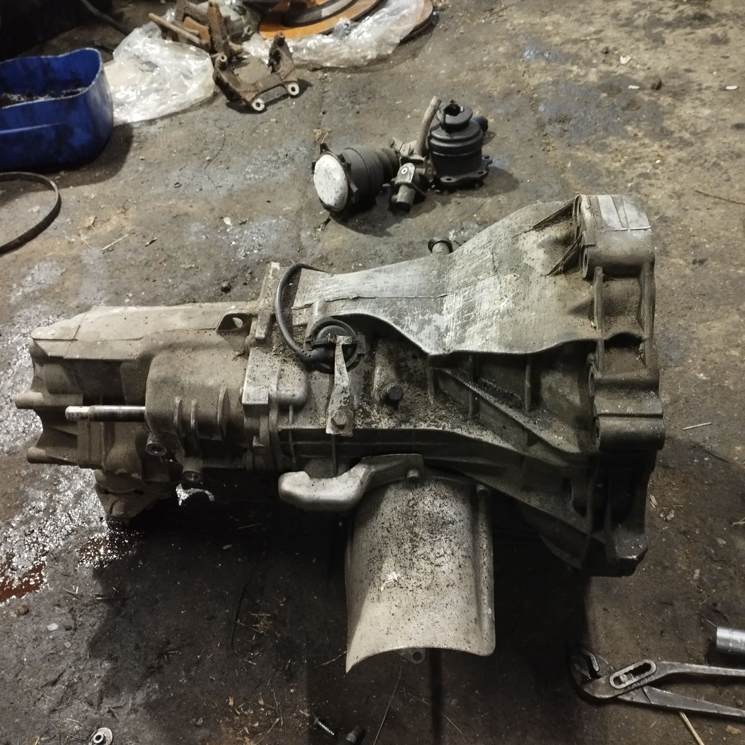 Audi a4 b6 b7 2.0 20v Alt skrzynia biegów manualna FTX