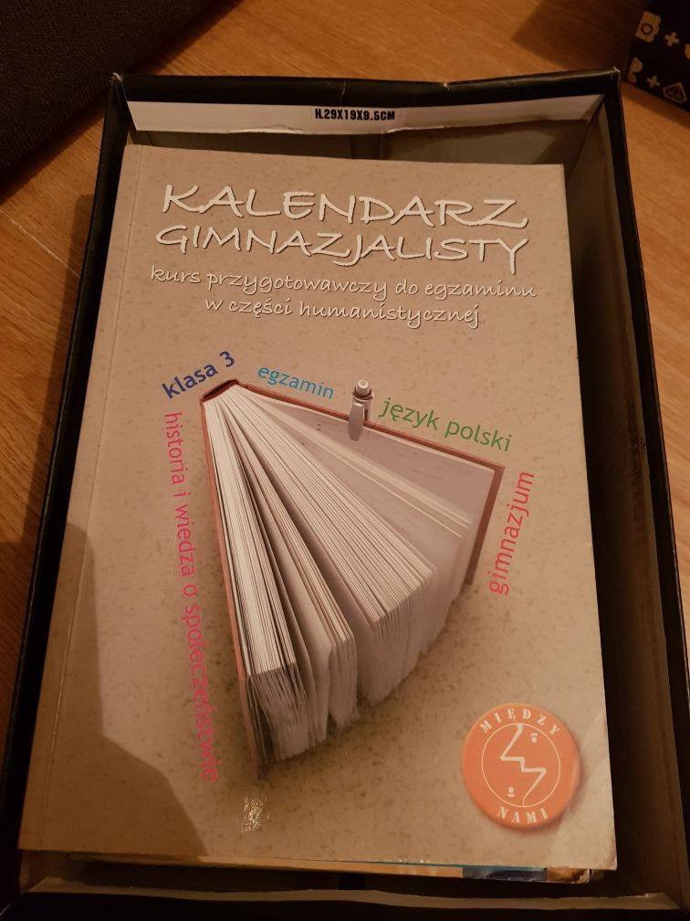 Zadania język polski wiedza o społeczeństwie wos