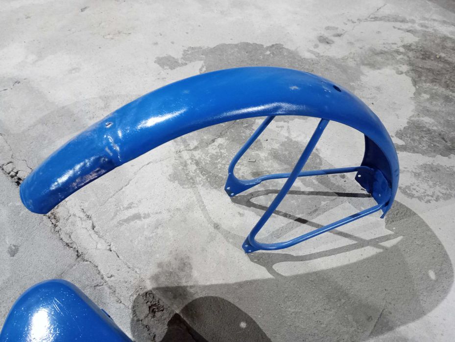 Bak boczek obudowa filtra lampa błotnik uchwyty lamp MZ TS 250 / 1