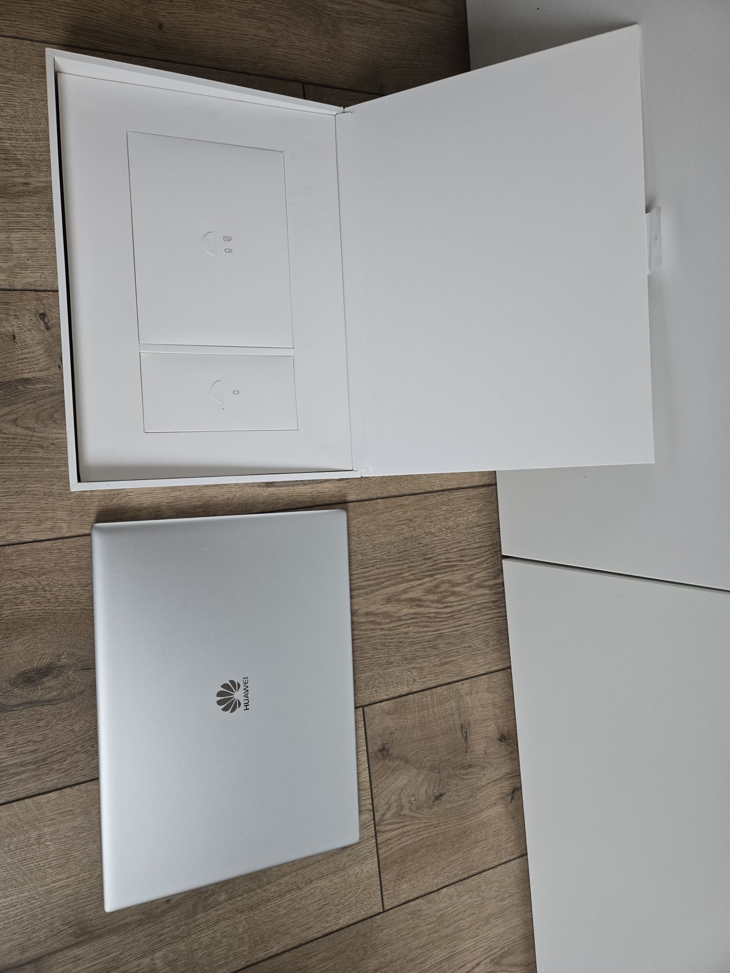 Świetny Huawei MateBook X Pro dotyk Idealny Komplet