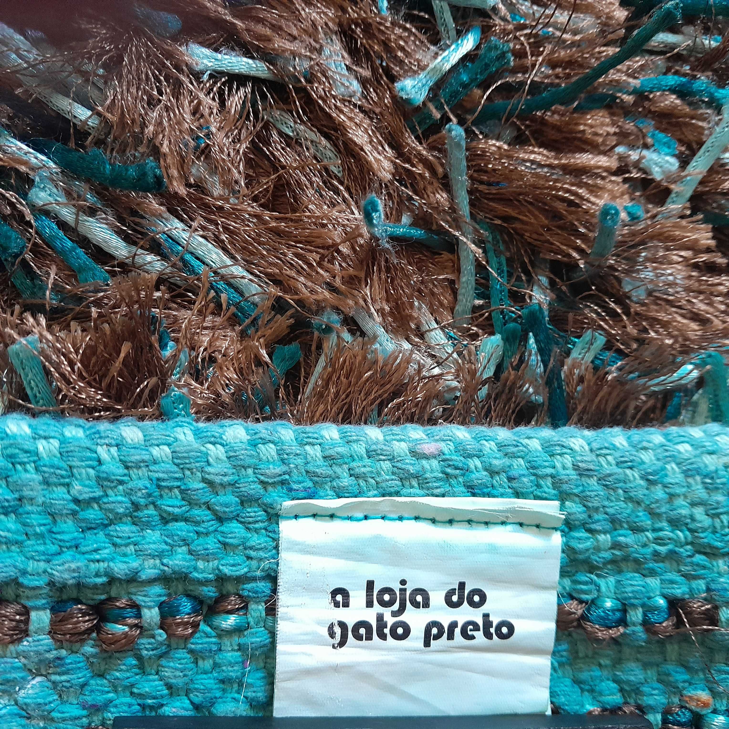 Tapetes para a sala marca Gato Preto