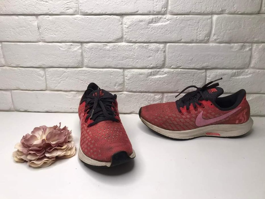 Buty sportowe Nike  Rozmiar 36,5