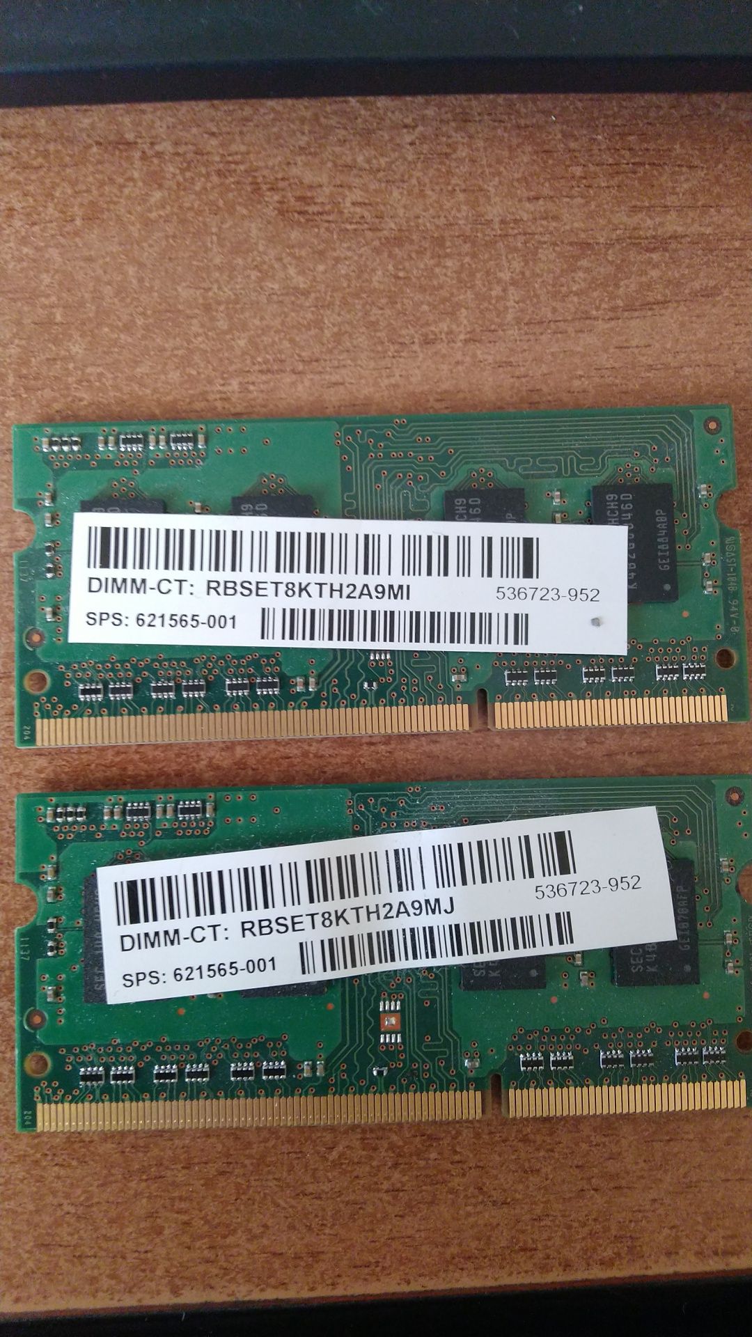 Память Samsung SO-DIMM 2GB